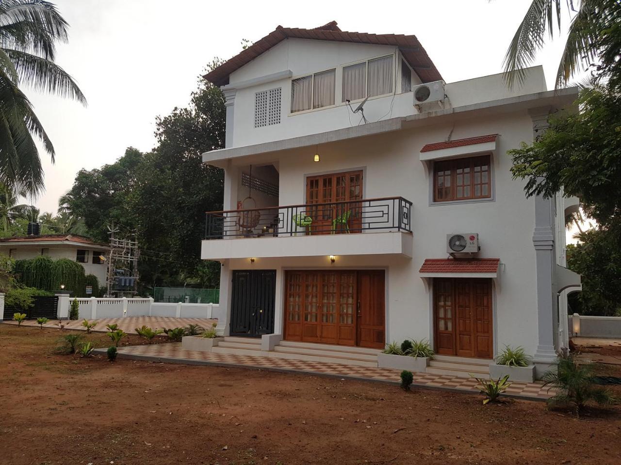 Casa Arvana Near Calangute Beach Esterno foto